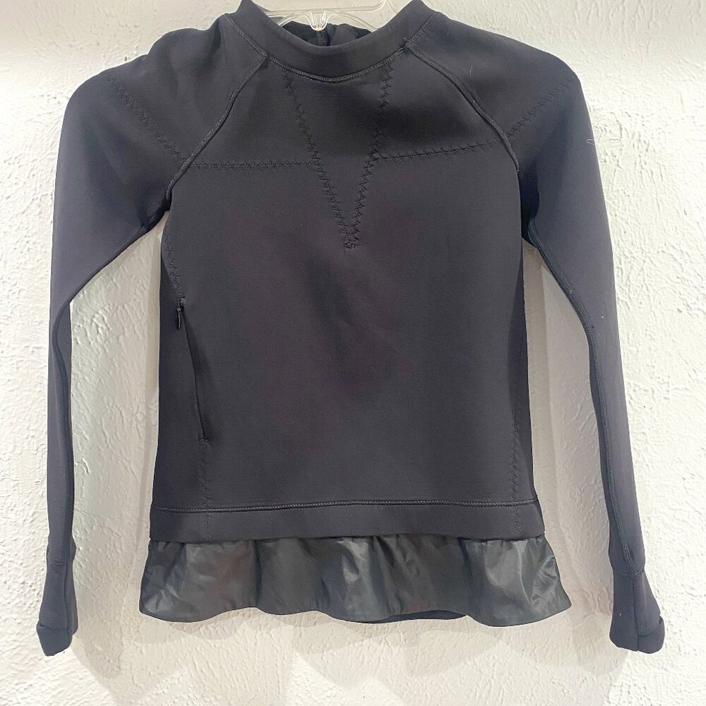 IVIVVA by lululemon girl's size 7, black, Pullover Peplum rash guard. EUC.